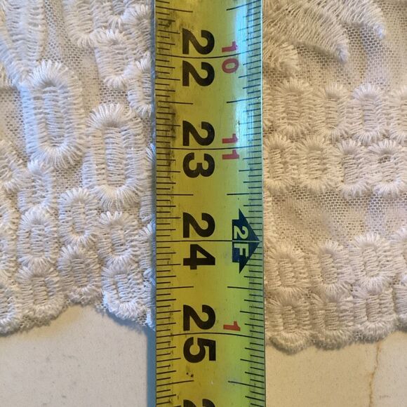 Laundry by Shelli Segal White Lace Embroidered Mesg Top Sz L - Picture 10 of 10